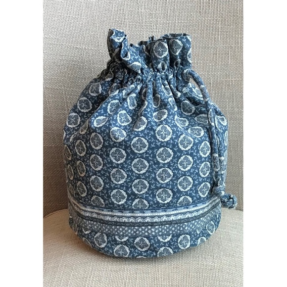 Vera Bradley Handbags - Vera Bradley Indigo Drawstring Ditty Bag